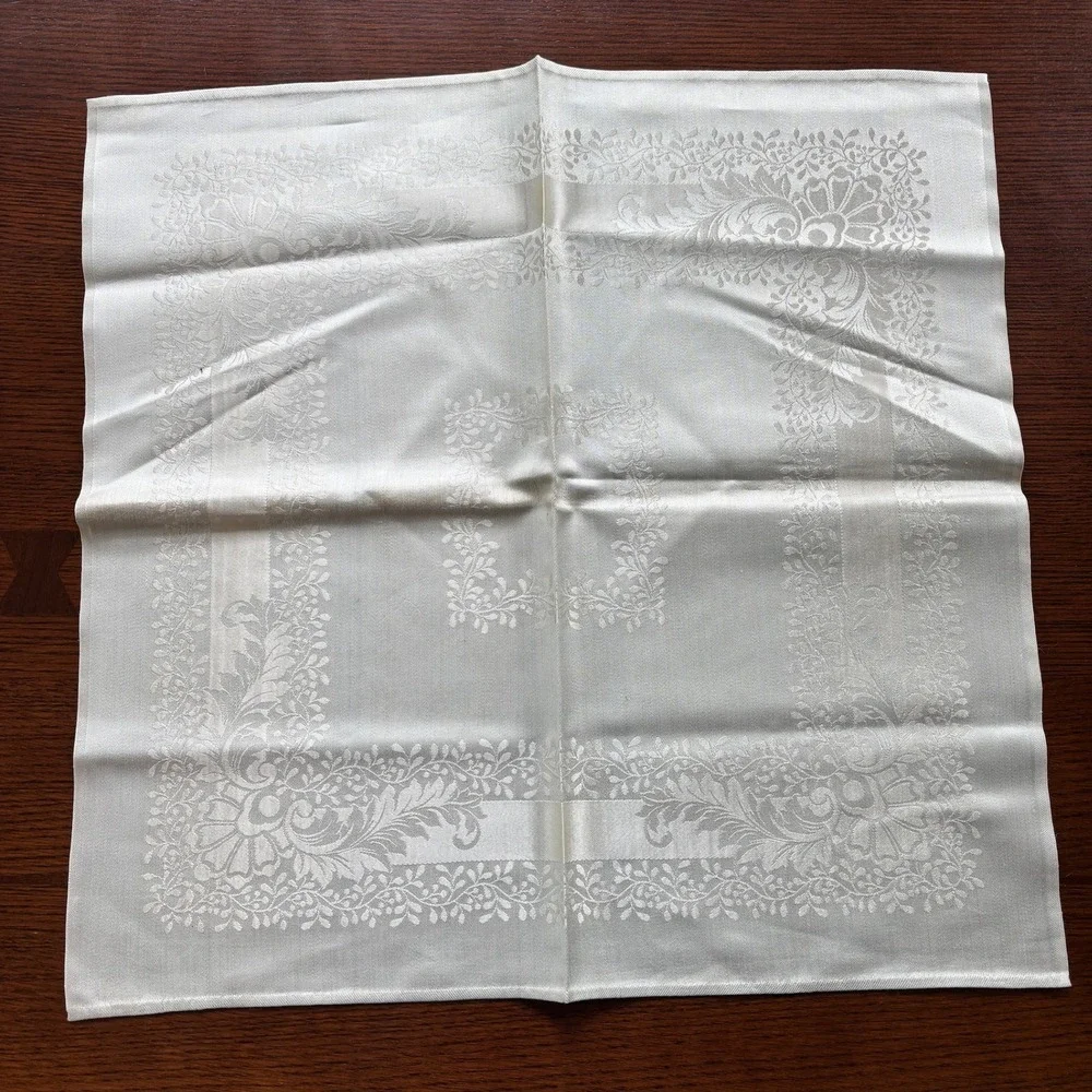 Silver Damask Tablecloth and 12 Matching Napkins Set Floral Jacquard Rectangular
